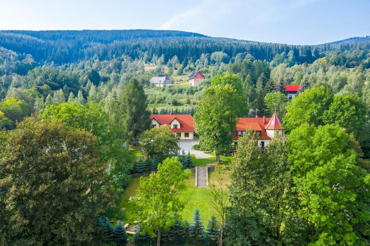 Willa Wiezyczki Świeradów-Zdrój Esterno foto