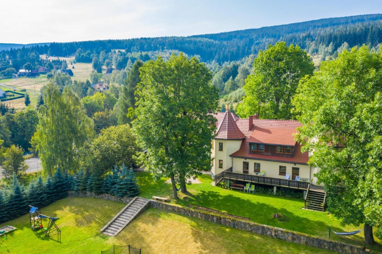 Willa Wiezyczki Świeradów-Zdrój Esterno foto