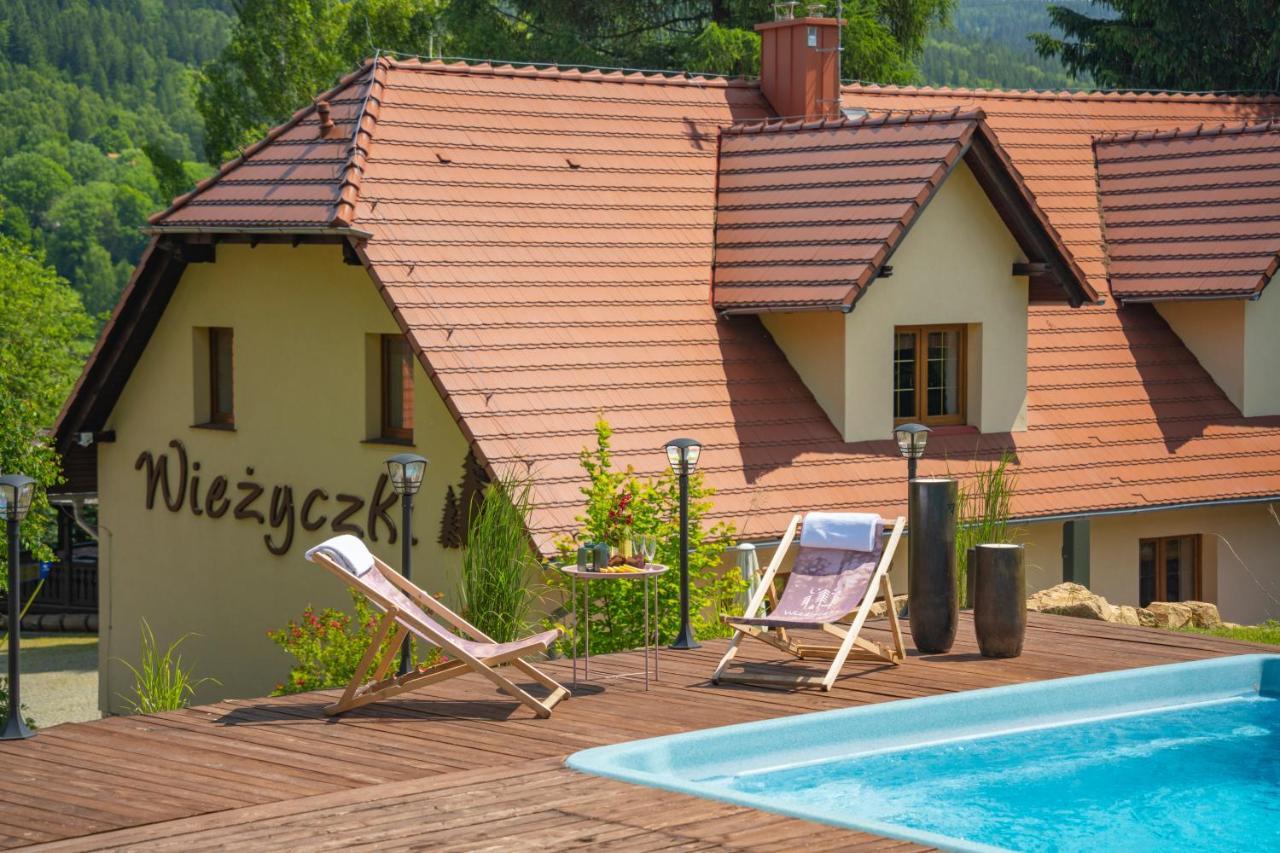 Willa Wiezyczki Świeradów-Zdrój Esterno foto